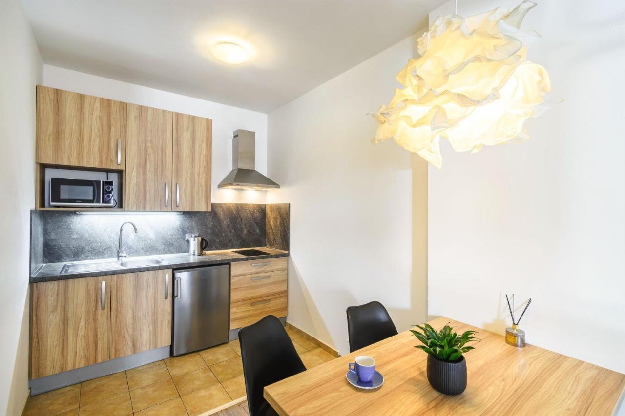 Pilsner Apartments Pilzno Zewnętrze zdjęcie